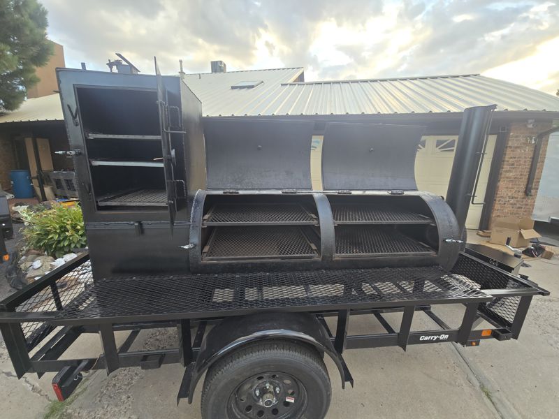 BBQ Smoker Pit Trailer